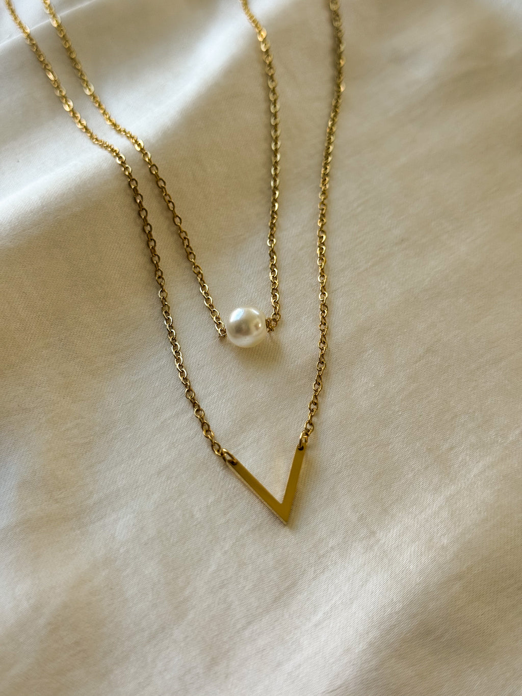 Vera Pearl Necklace