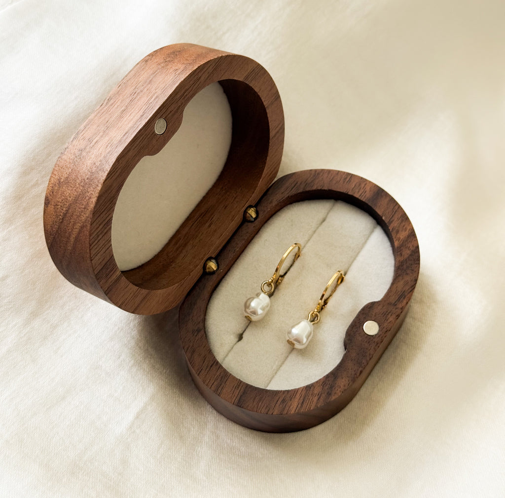 Lumi Pearl Earrings