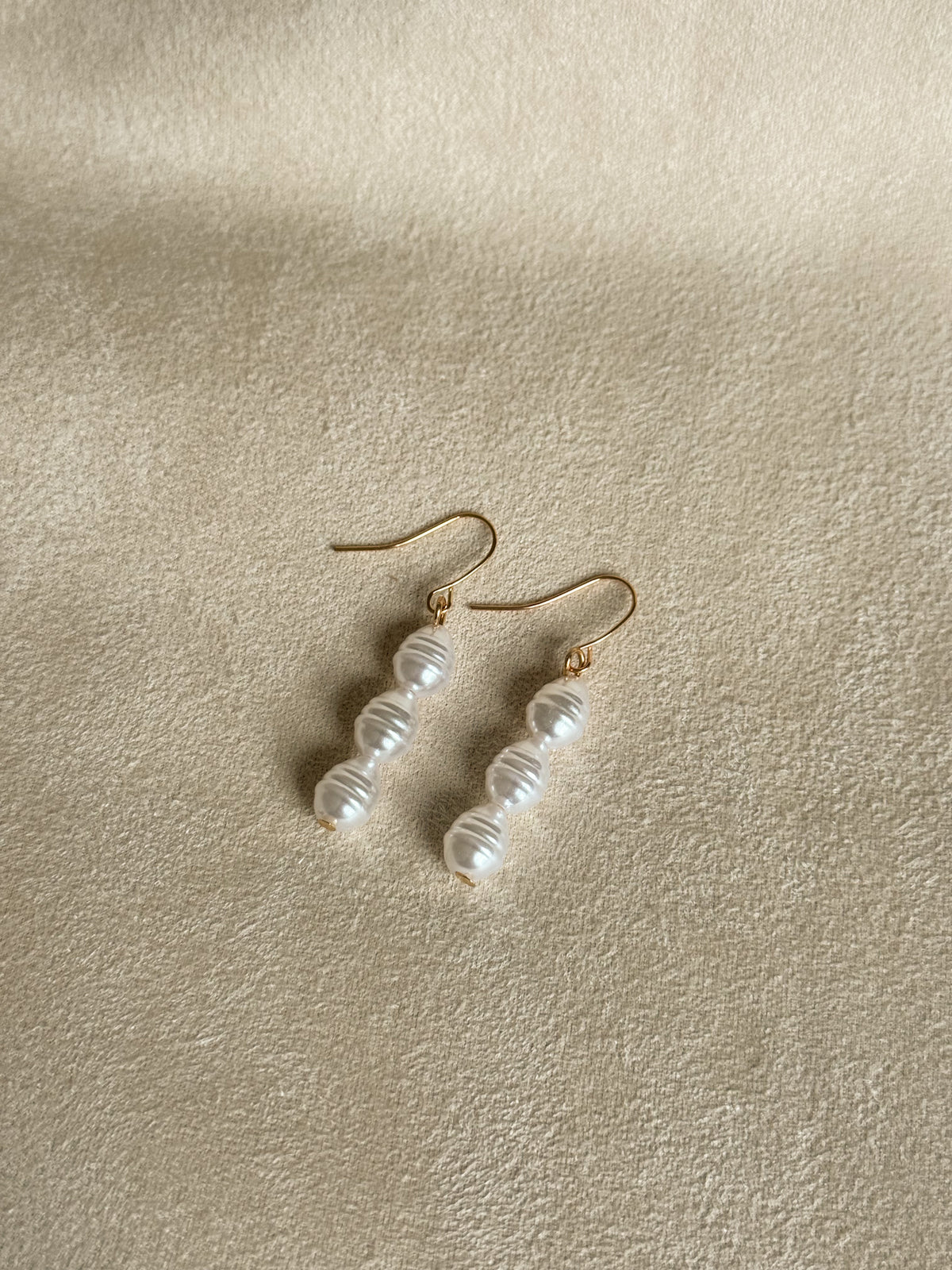 Tri Pearl Earrings