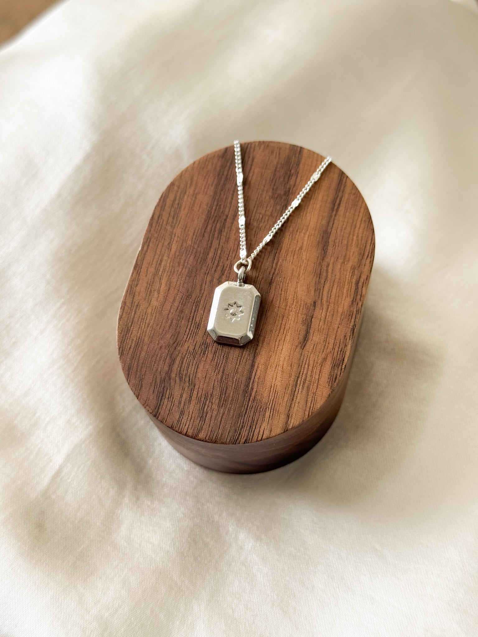 Luna Necklace