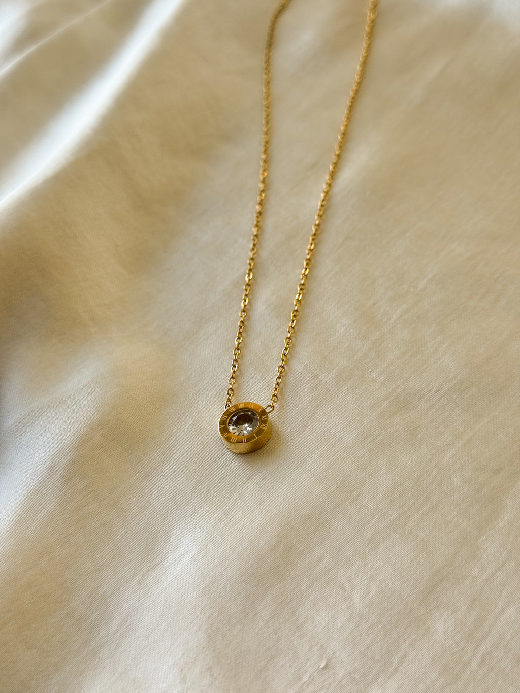 Halo Necklace