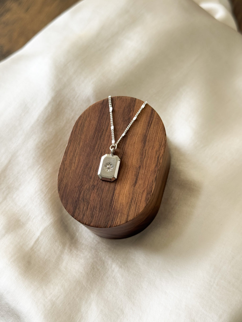 Luna Necklace