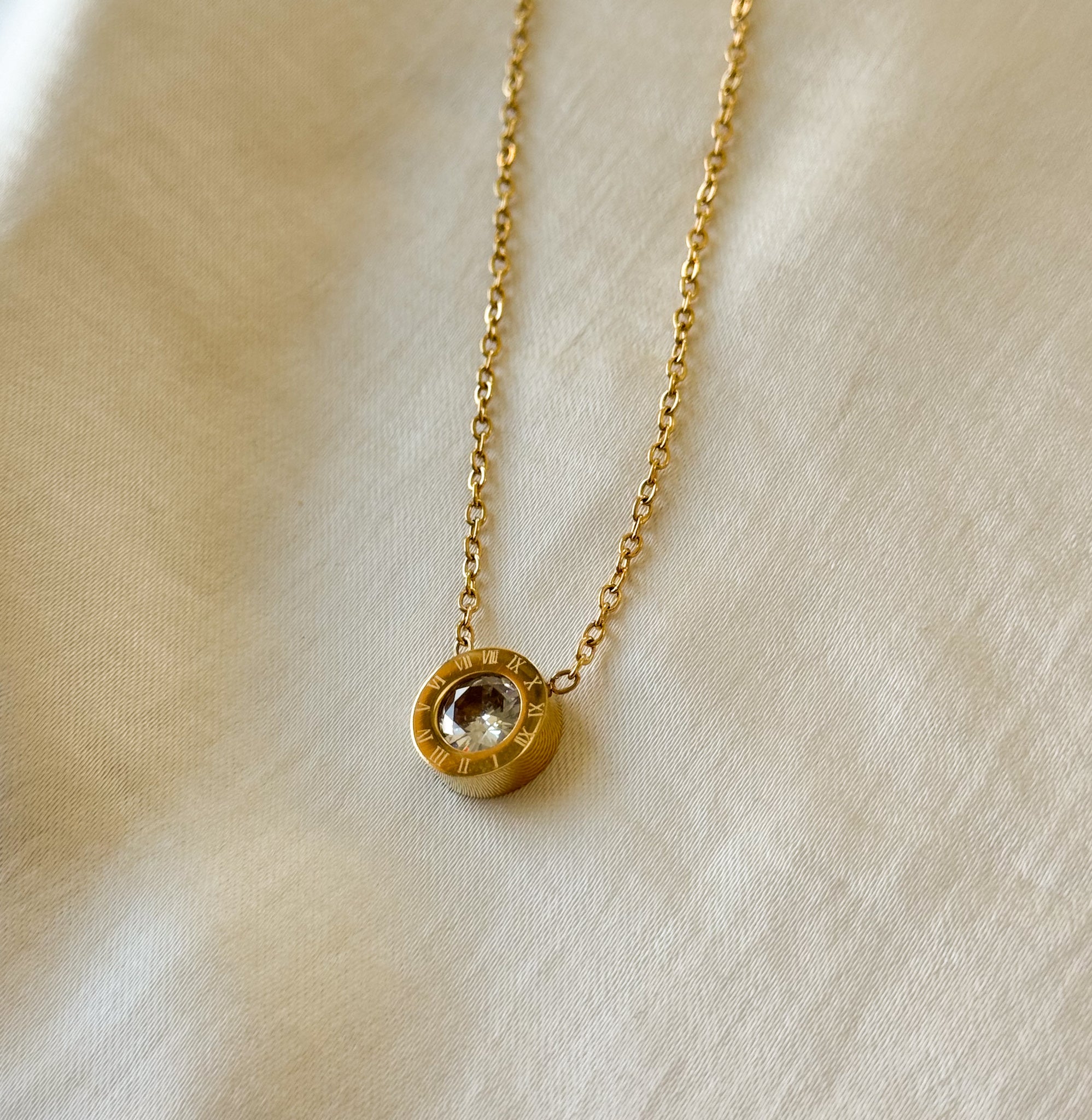 Halo Necklace