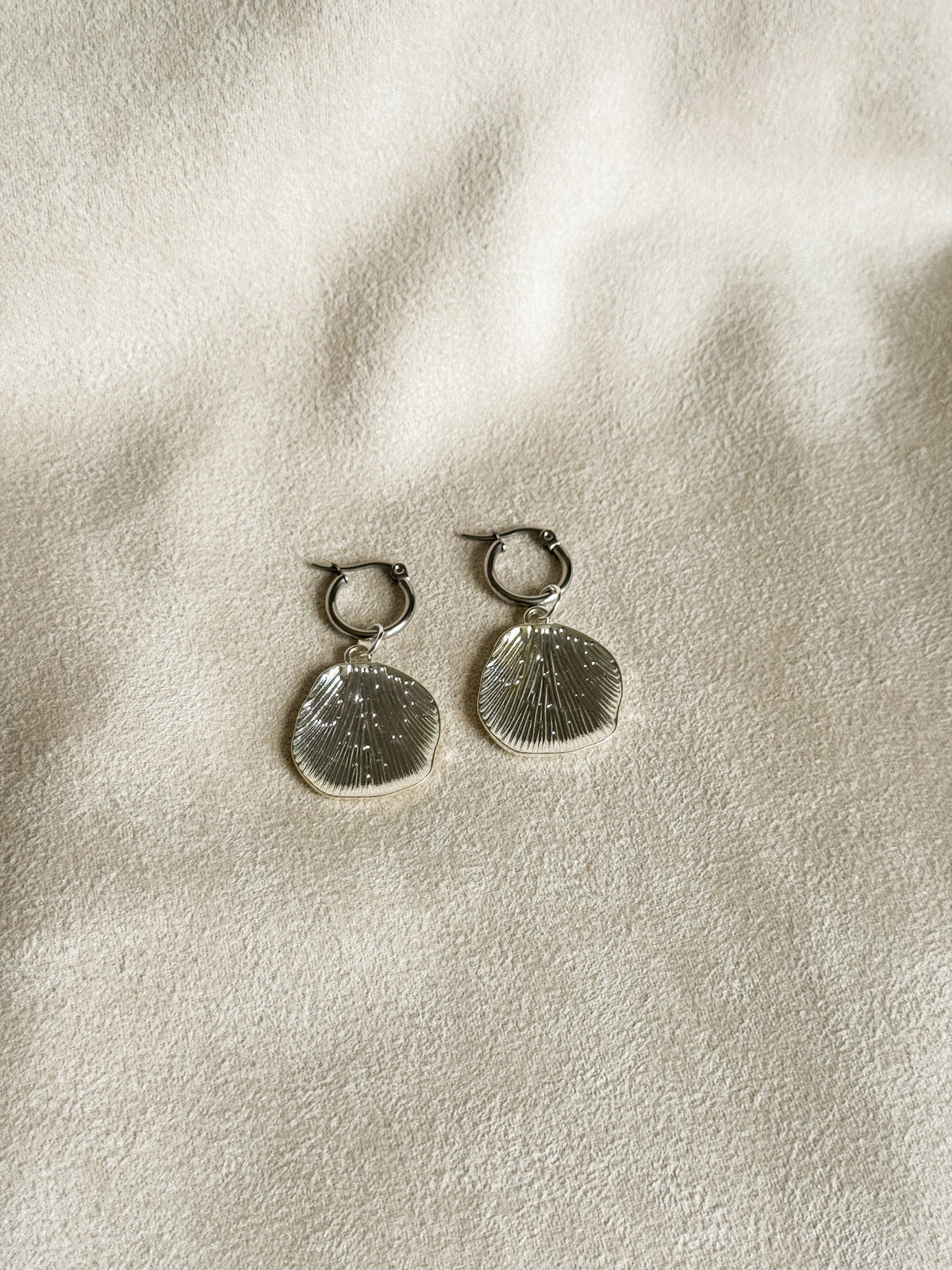 Ezra Hoops