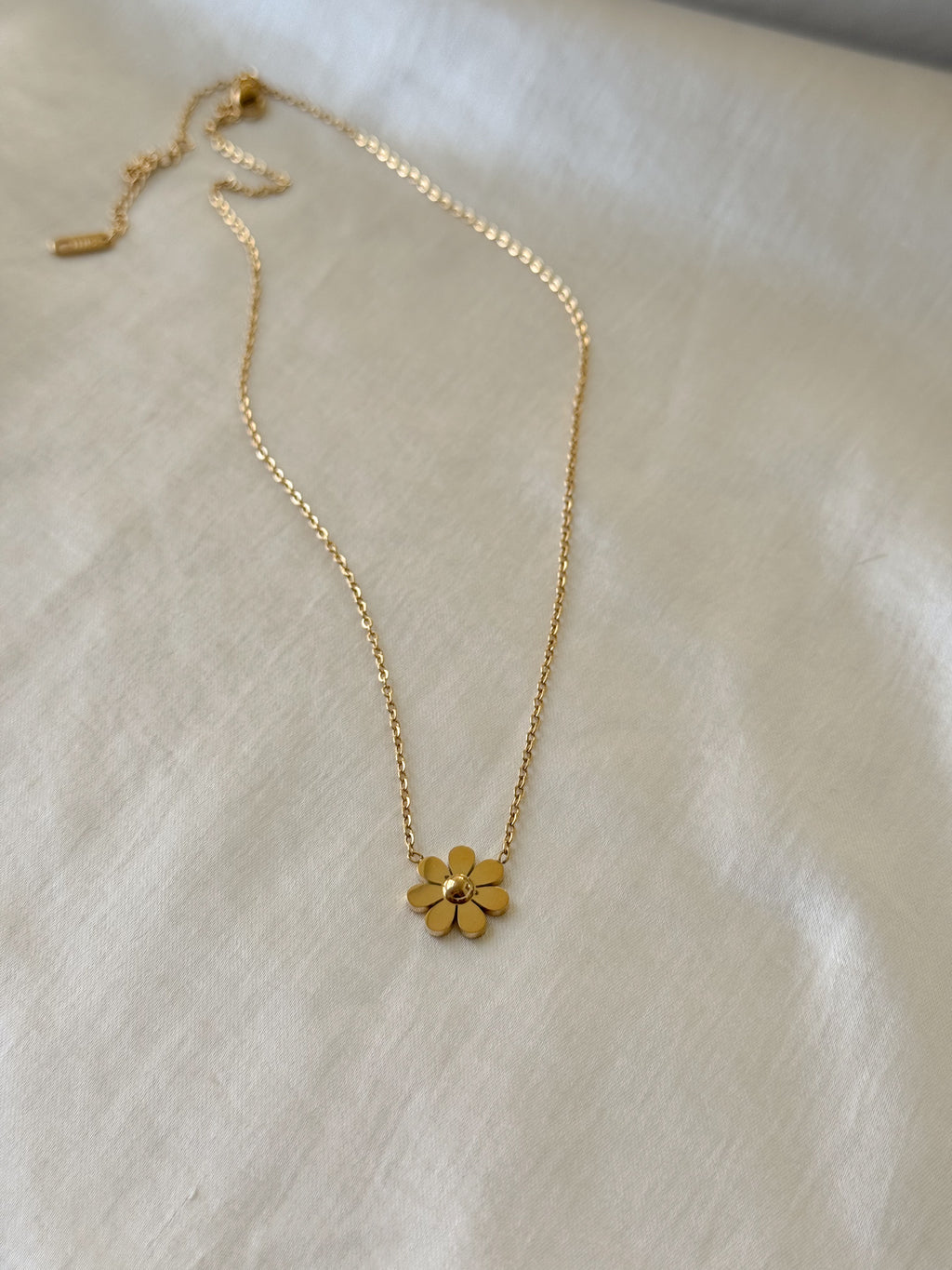 Flora Necklace